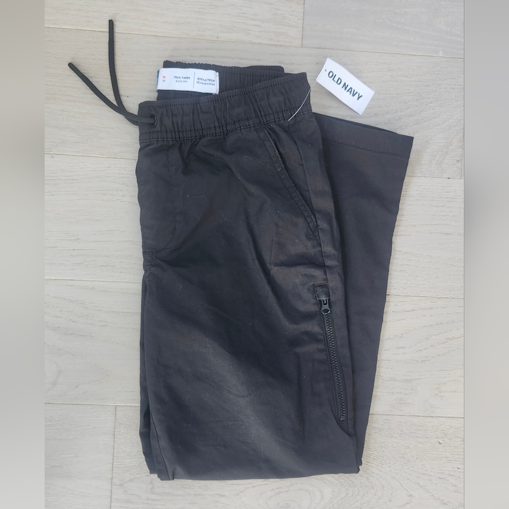 Old Navy Tech Taper Medium 8 Boys NEW